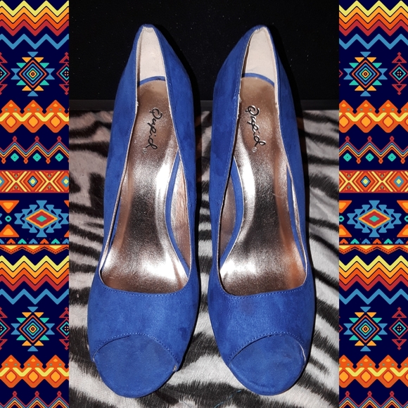 Beautiful blue platform heels - Picture 2 of 3